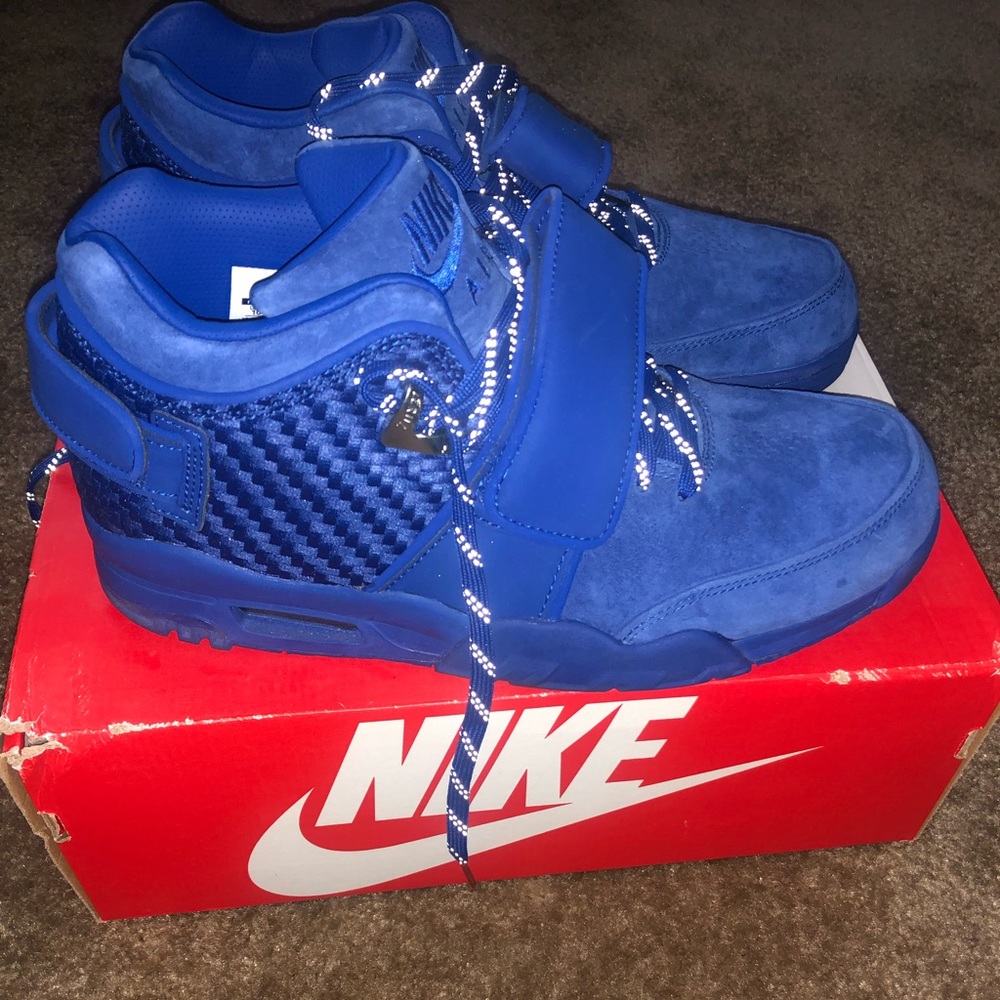 Victor Cruz trainer Rush blue